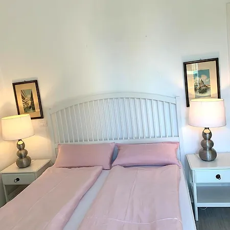 Queen Home Nadia Venice Exterior photo